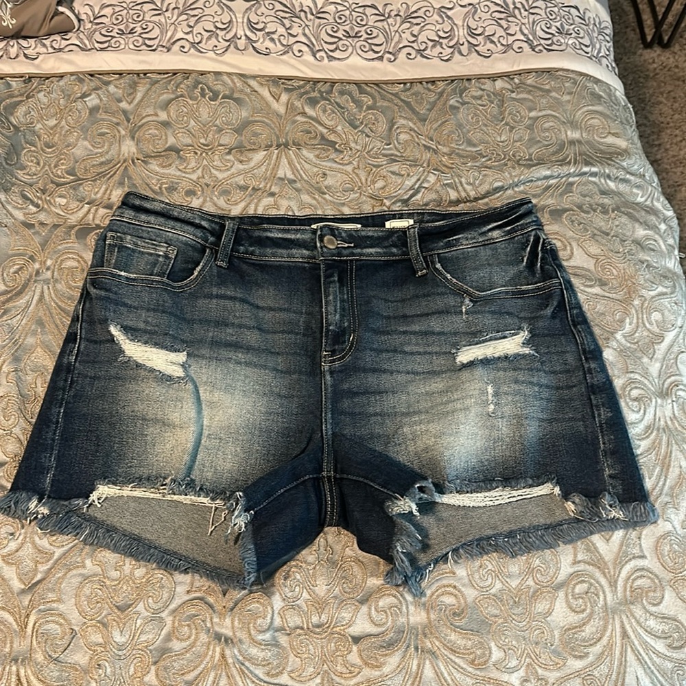 KanCan Midi Shorts